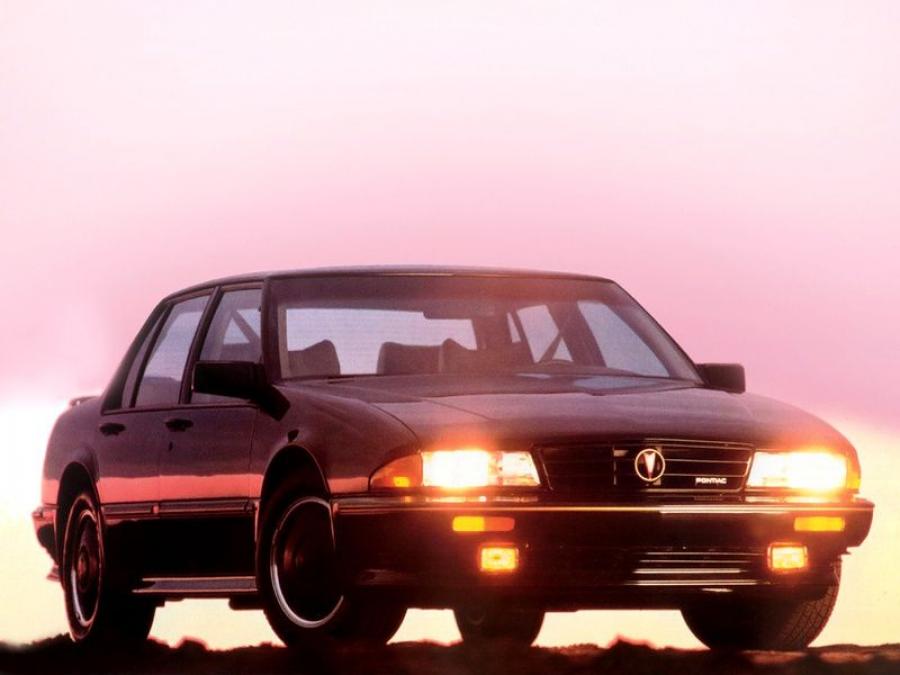  Pontiac Bonneville SSE 1987 года  (фото 5 из 9)